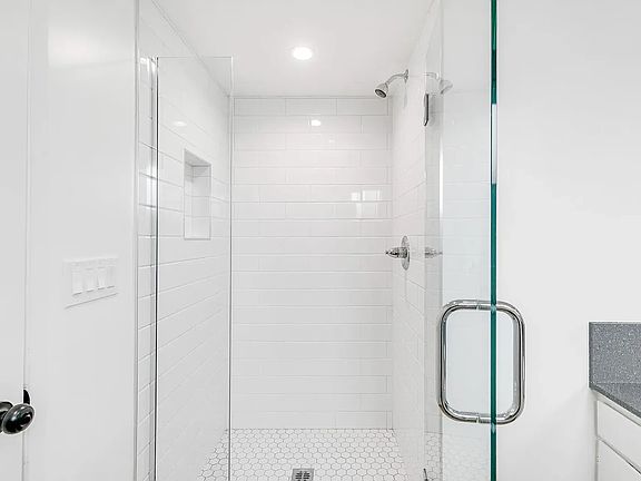 3rd image of 18543 Clark St #106