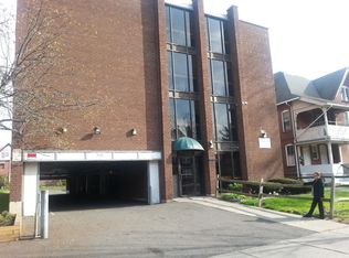 240 Laurel St #C-2, Hartford, CT 06105