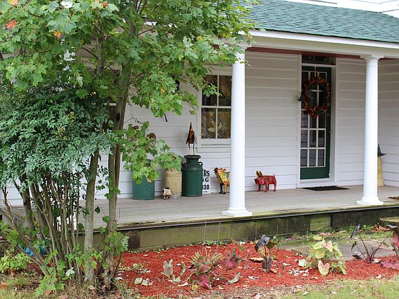 2nd image of 14890 Richmond Road