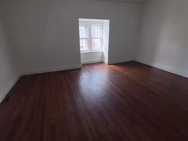 613 W King St #2 — Photo 12
