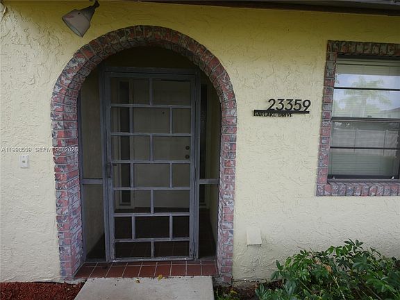 4th image of 23359 Barlake Dr