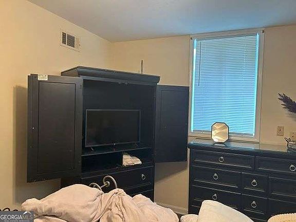 3rd image of 1314 N Cliff Valley Way