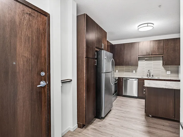 The Flats at West End — Photo 44