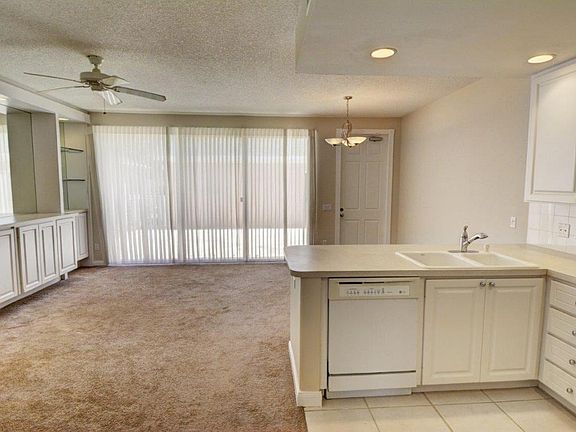 5th image of 143 Waterford Dr