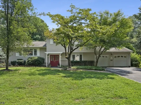 10 Harvale Dr, Florham Park Boro, NJ 07932