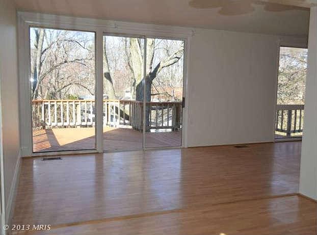 1st image of 2492 Linwood Ln