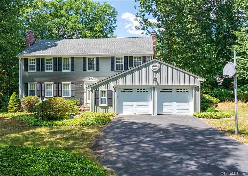 1st image of 214 Hollister Dr