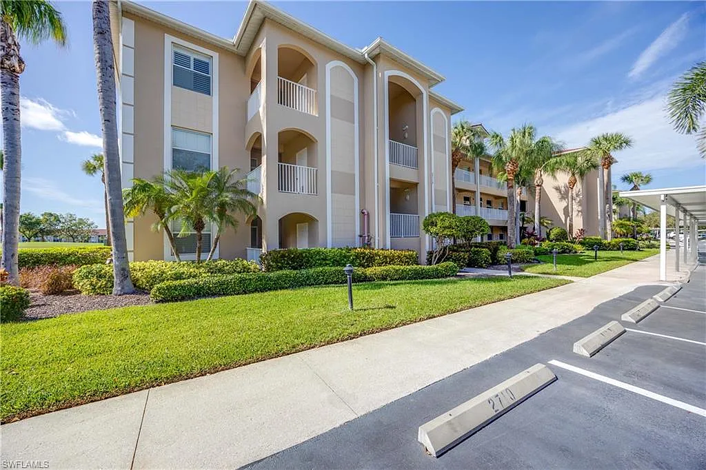2 bed, 2.0 bath, 1194 sqft, $4,750 — Photo 2