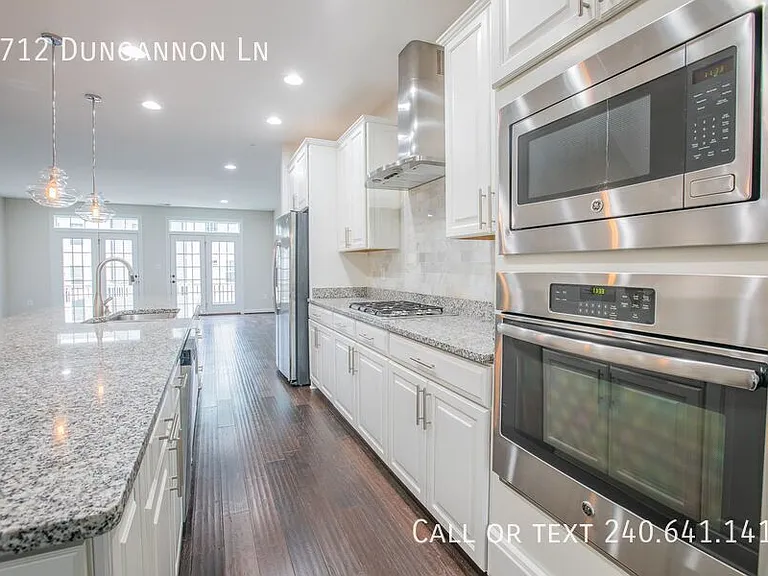 7712 Duncannon Ln — Photo 12