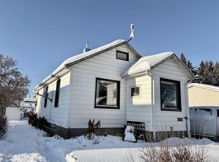 4708 E 50th St, Myrnam, AB T0B3K0
