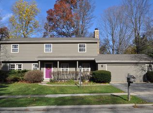 549 Berriedale Dr, Cary, IL 60013