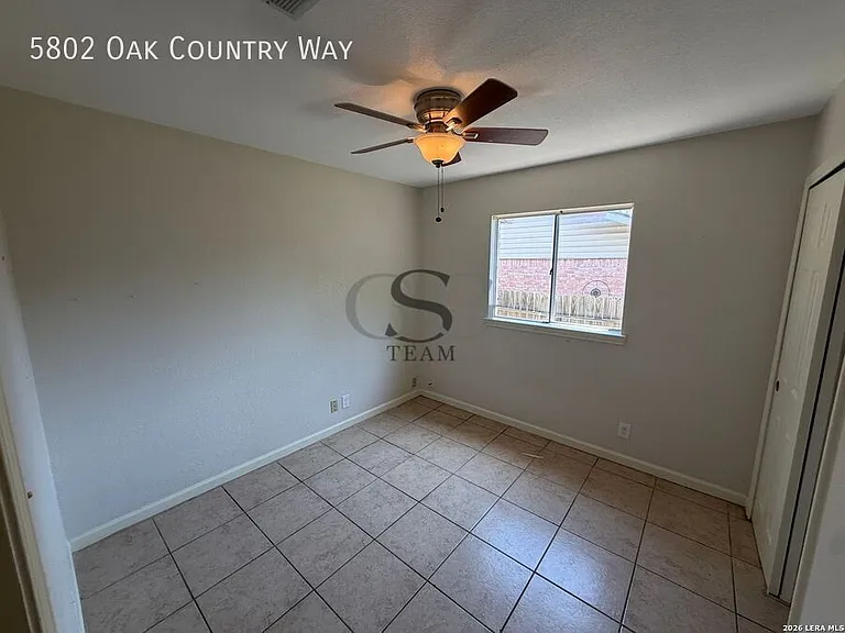 5802 Oak Country Way — Photo 16