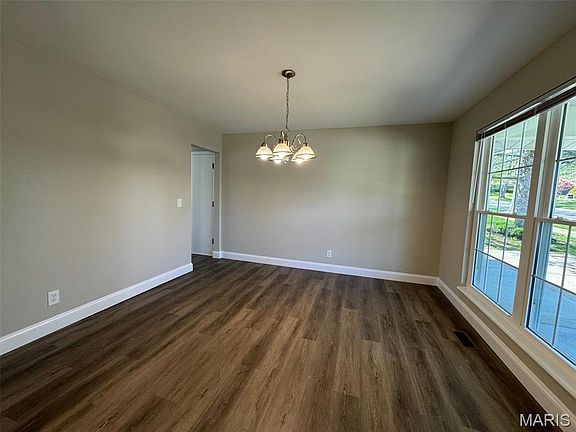 5th image of 1416 Chandellay Dr