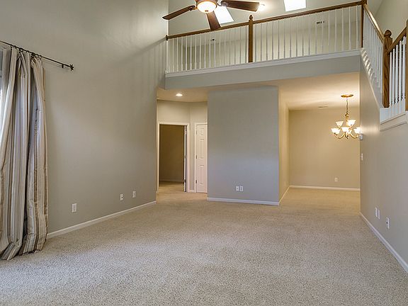 4th image of 861 Jarman Dr