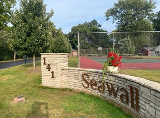 141 S Lakeshore Dr UNIT B1, Racine, WI 53403