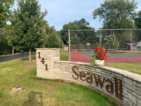 141 South Lakeshore DRIVE #B1, Racine, WI 53403