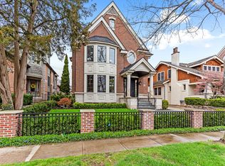 550 Henrietta St, Birmingham, MI