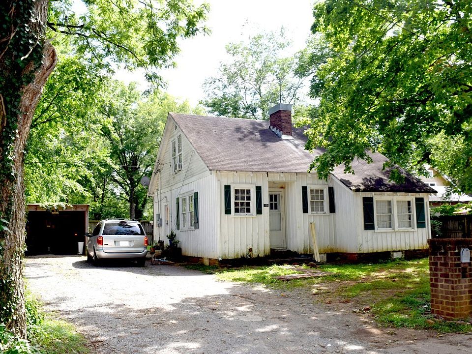 1st image of 1108 E Vine St