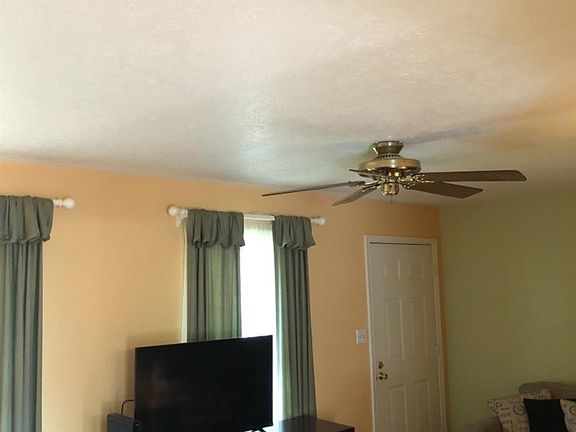5th image of 213 Forest Dale Dr