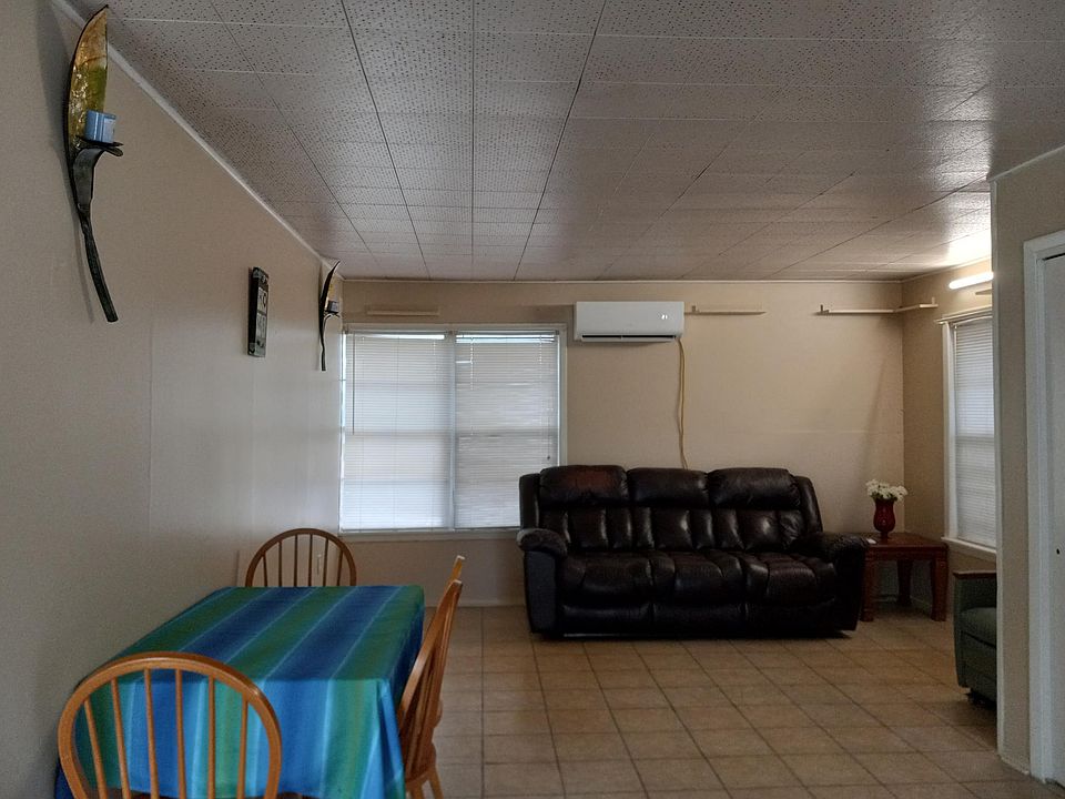 1st image of 1701 Kendlewood Ave #3
