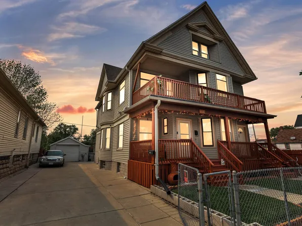 1555 S Pearl St #1555, Milwaukee, WI 53204