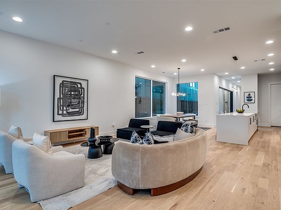 5th image of 5441 Ellsworth Ave