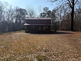 2nd image of 4113 Old Colony Rd