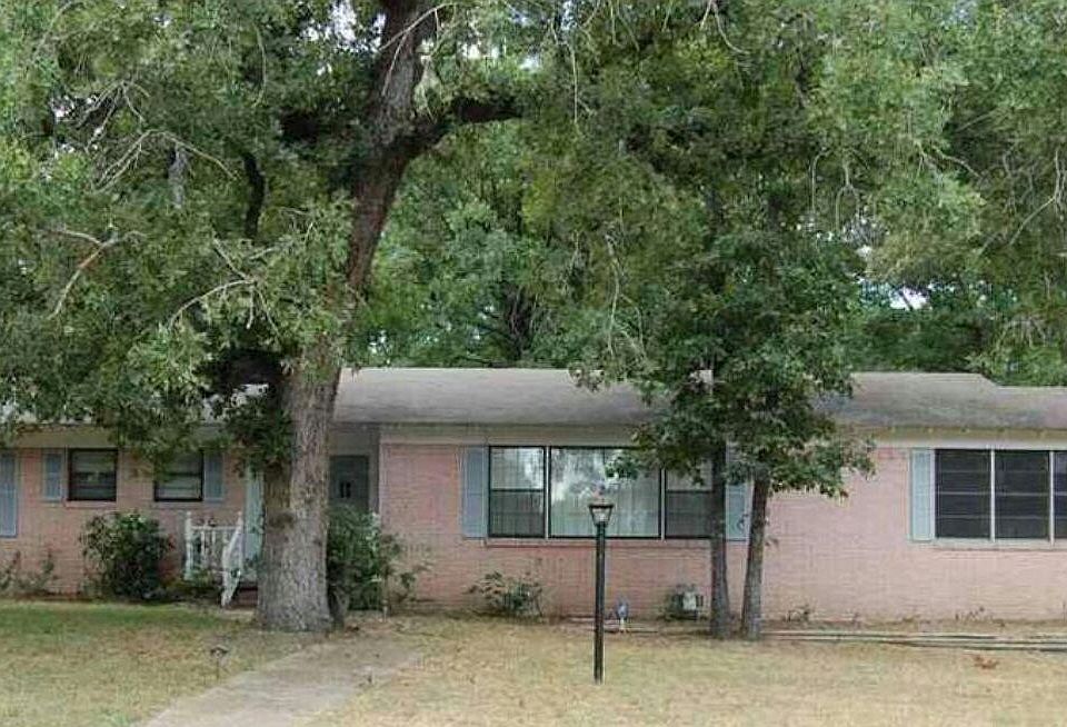 1st image of 3204 Fairlawn Dr