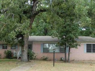 3204 Fairlawn Dr, Tyler, TX 75702