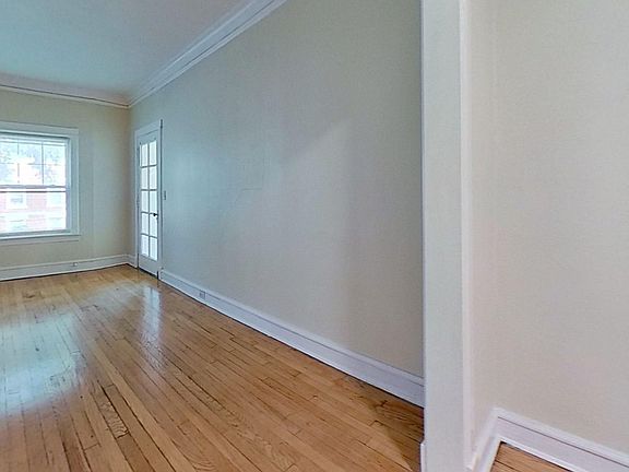 4th image of 2537-41 N Farwell Ave APT A