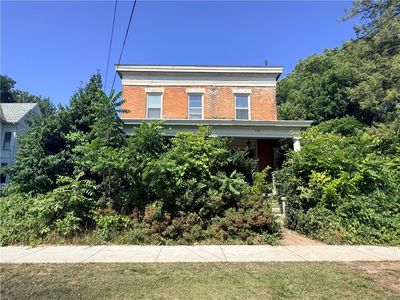 101 Broad St, Lyons, NY, 14489