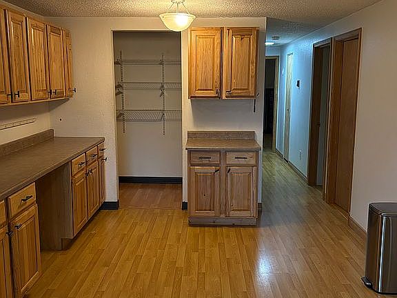 5th image of 124 Chena St