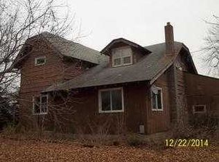 1041 L Ave, Reinbeck, IA 50669