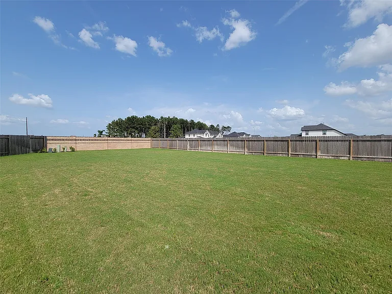 7730 Primrose Myrtle Ln — Photo 30