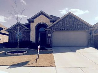 3956 Hollow Lake Rd, Roanoke, TX 76262