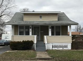 875 E Acton Ave, Wood River, IL 62095