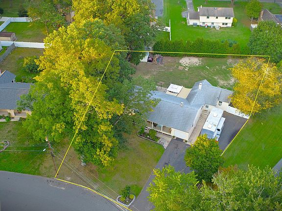 2nd image of 3398 Dove Ct