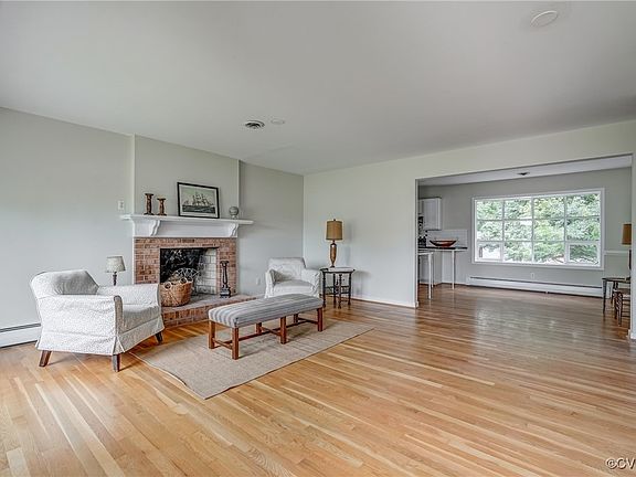 5th image of 1435 Westbrook Ave