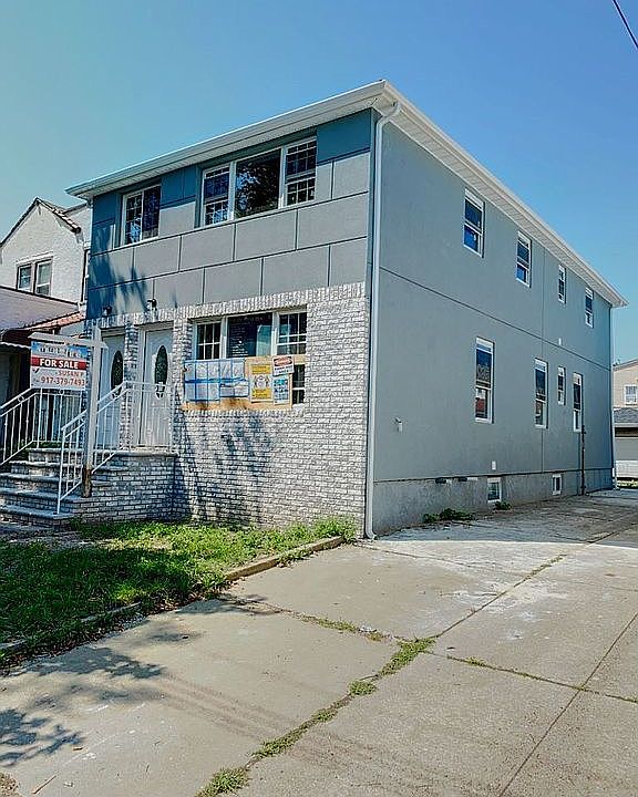 1st image of 13750 233rd St