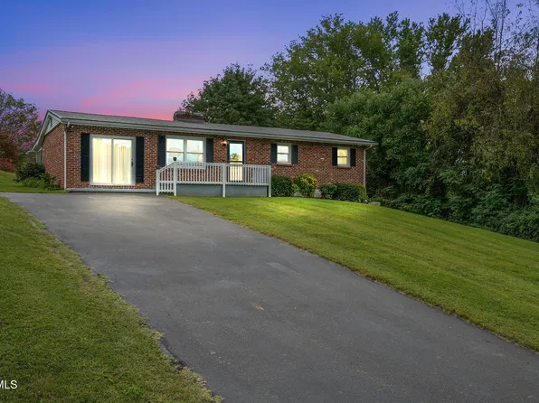 210 Circle Rd, Bristol, TN 37620