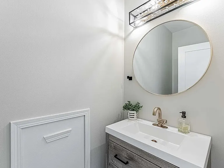 307 Abington Woods Dr — Photo 13