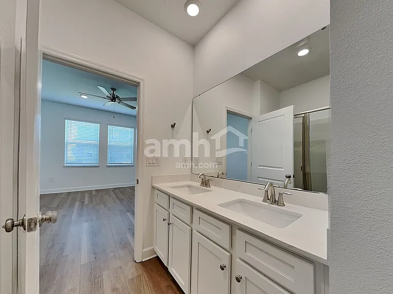 3204 Carthage Ave — Photo 14
