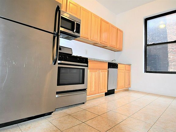 2nd image of 408 W 130th St #51
