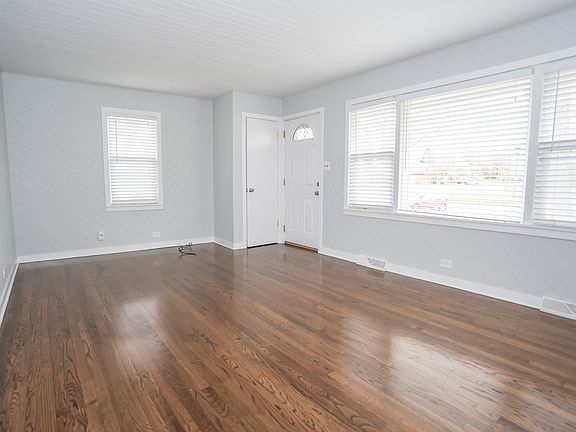 5th image of 802 12th Ave
