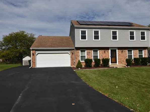 25 Carol Ct, Crete, IL 60417