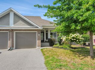 550 Silverbell Cres, Ottawa, ON K1T 0P1