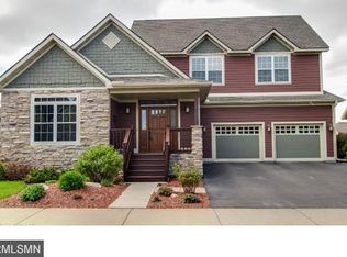 11657 E Laketowne Dr, Albertville, MN 55301