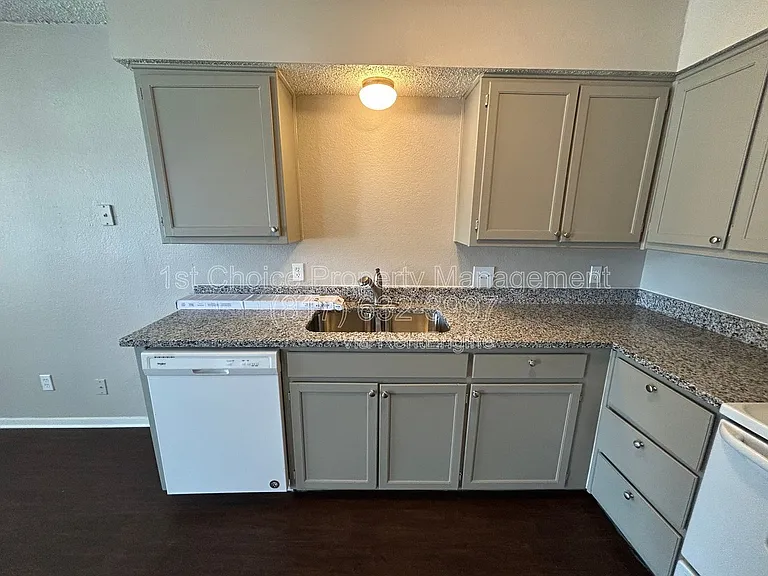 6539 Central Ave — Photo 28