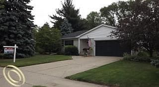 1st image of 19156 Bainbridge Ave