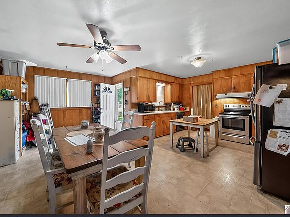 5th image of 1605 Belmont Dr